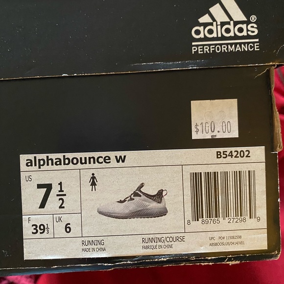 Adidas - Picture 2 of 5